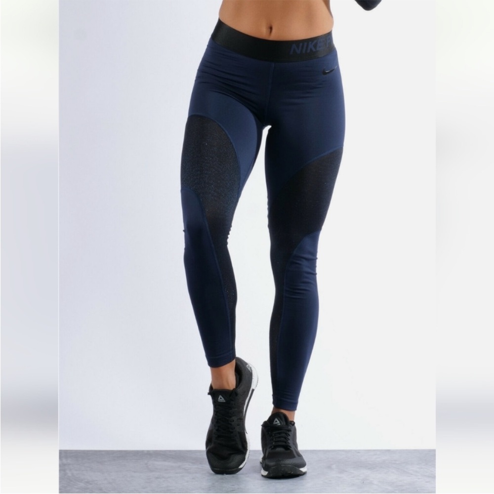 Like New Nike Leggings